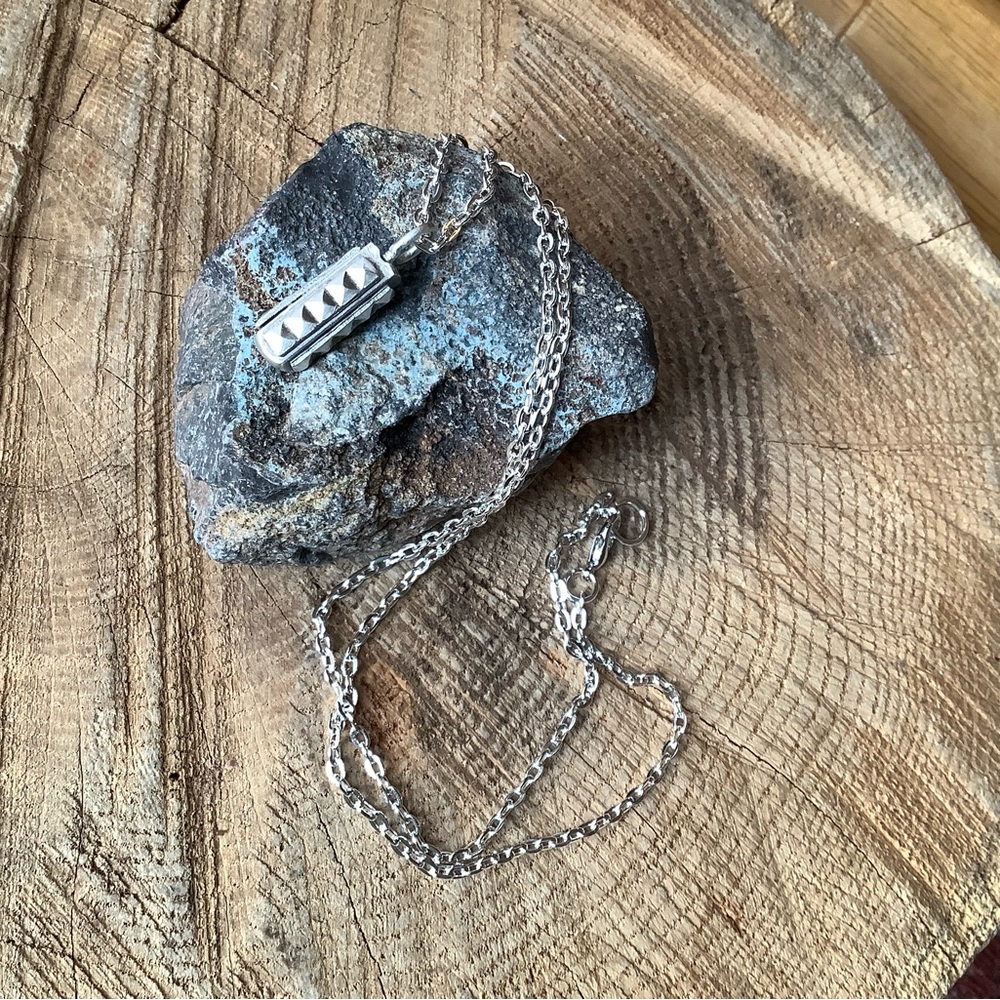 Sterling bar necklace - Picture 6 of 7